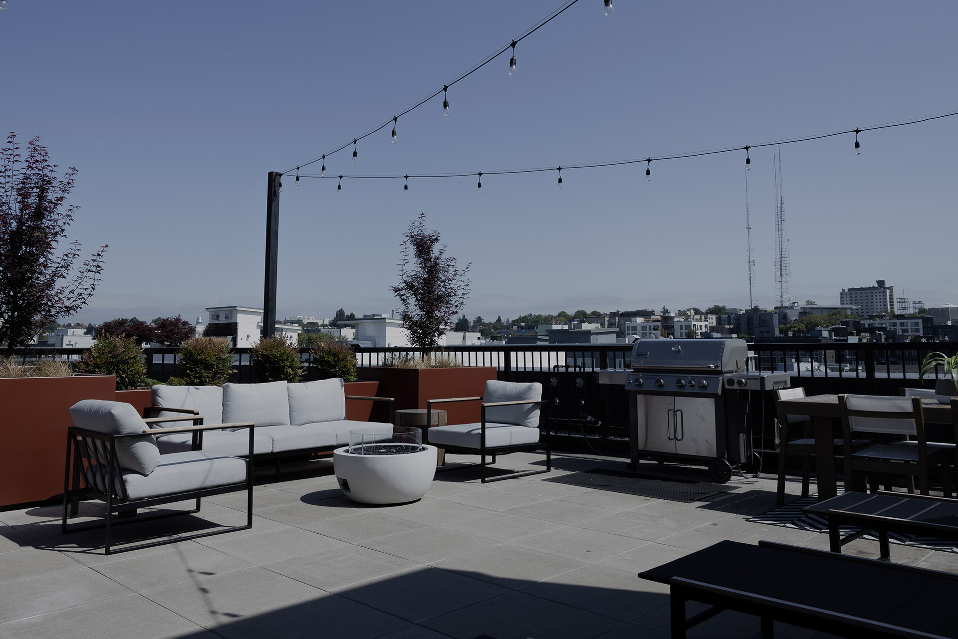 Rooftop Deck with Firepit and Grill