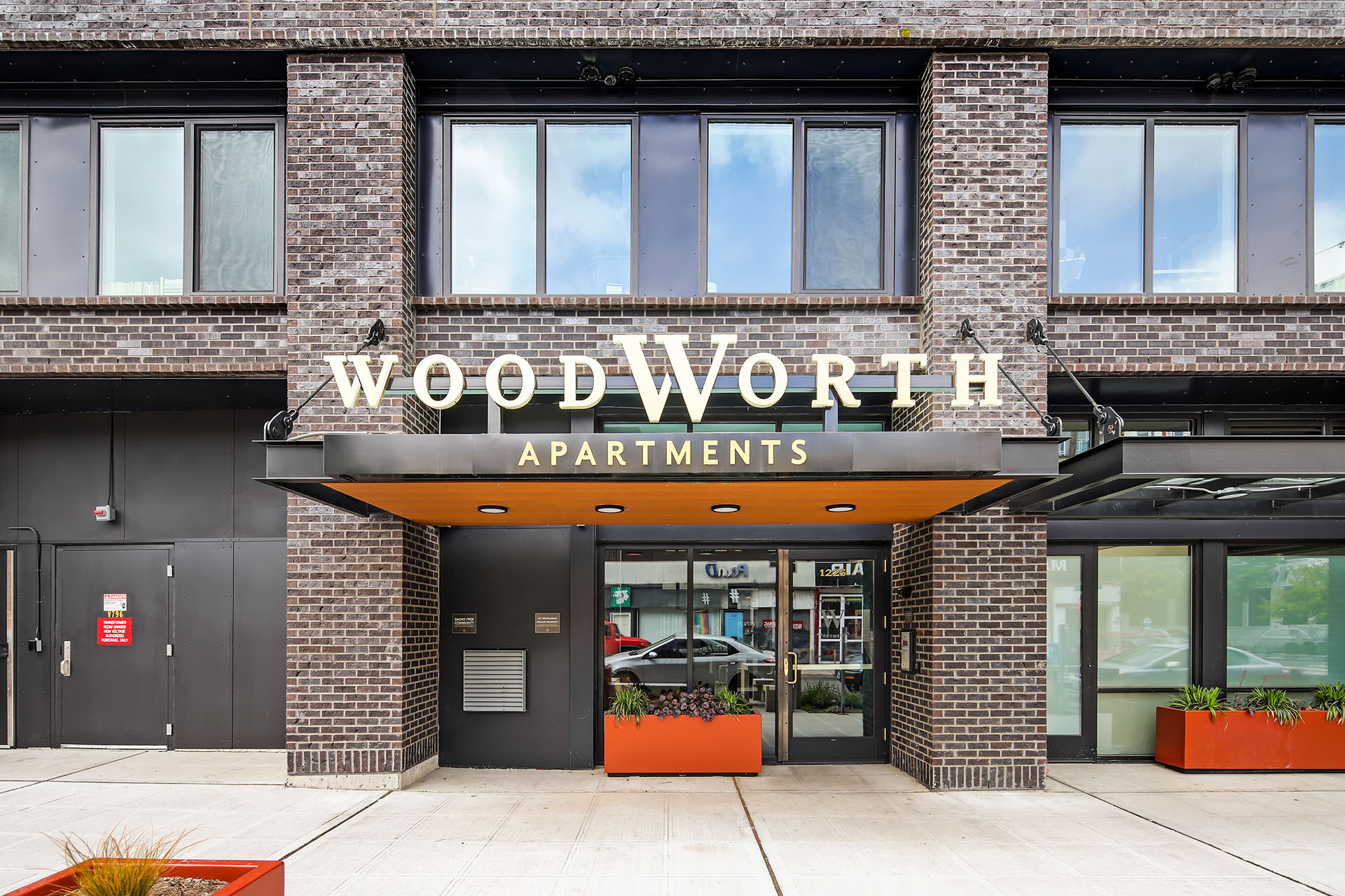Woodsworth Entrance